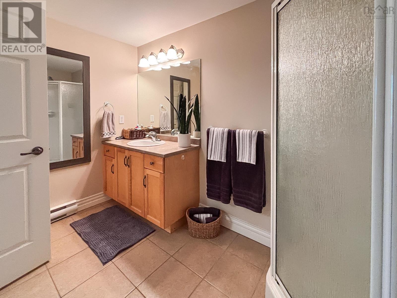 Suite 105 476 Main  Condo Corp 22, Unit 3, Level 1 Street, Mahone Bay, Nova Scotia  B0J 2E0 - Photo 19 - 202518981