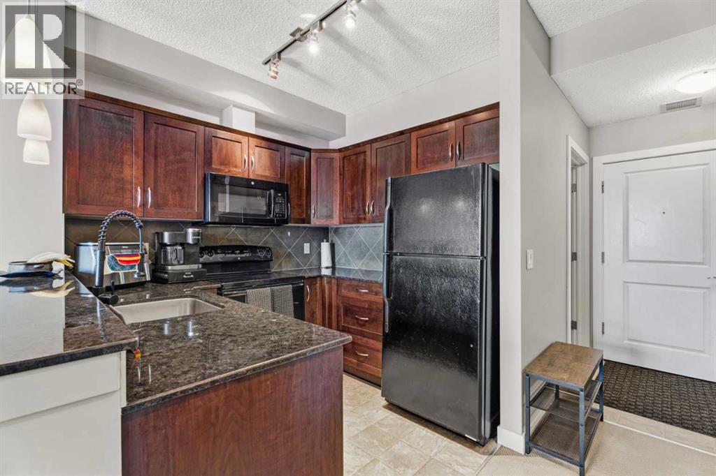 320, 201 Sunset Drive, Cochrane, Alberta  T4C 0H5 - Photo 6 - A2287749