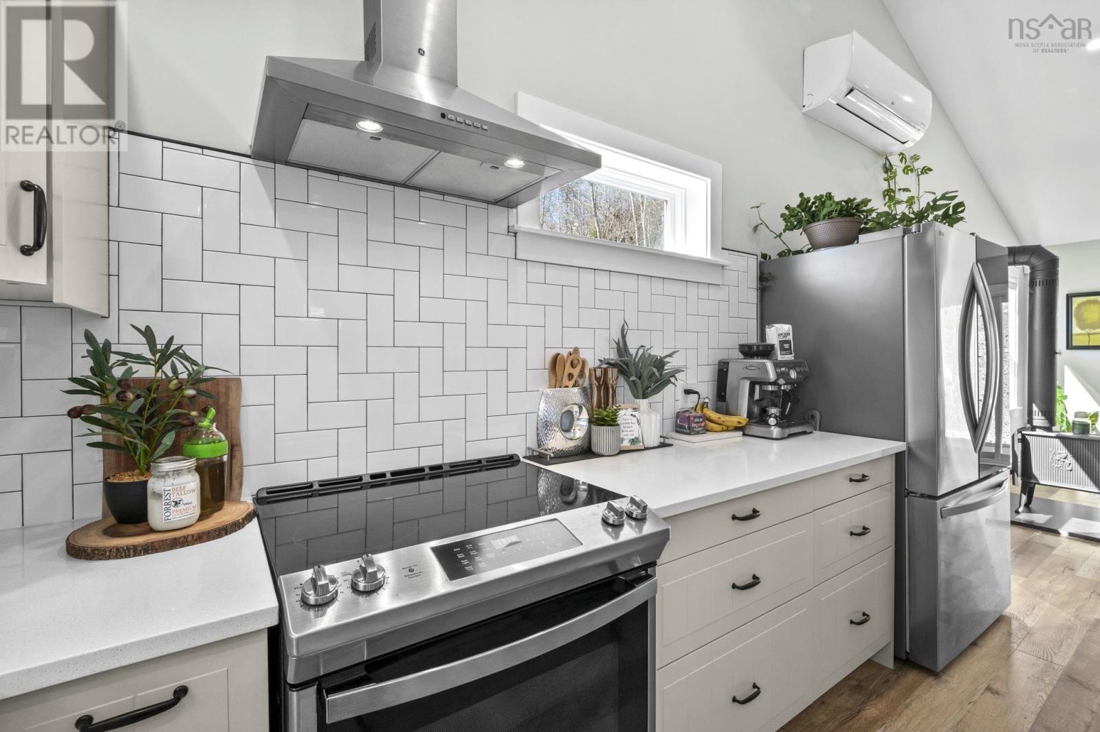 2003 Highway 12, Forest Home, Nova Scotia  B4N 3V8 - Photo 8 - 202608779