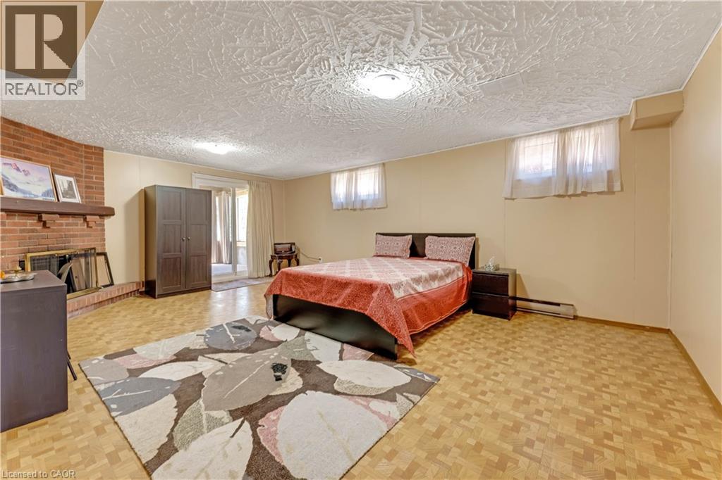 402 Lakeview Drive, Waterloo, Ontario  N2L 4Z6 - Photo 29 - 40824977