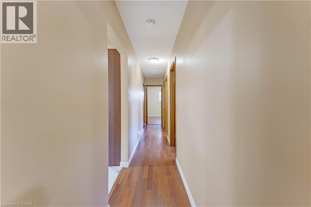 402 Lakeview Drive, Waterloo, Ontario  N2L 4Z6 - Photo 11 - 40824977