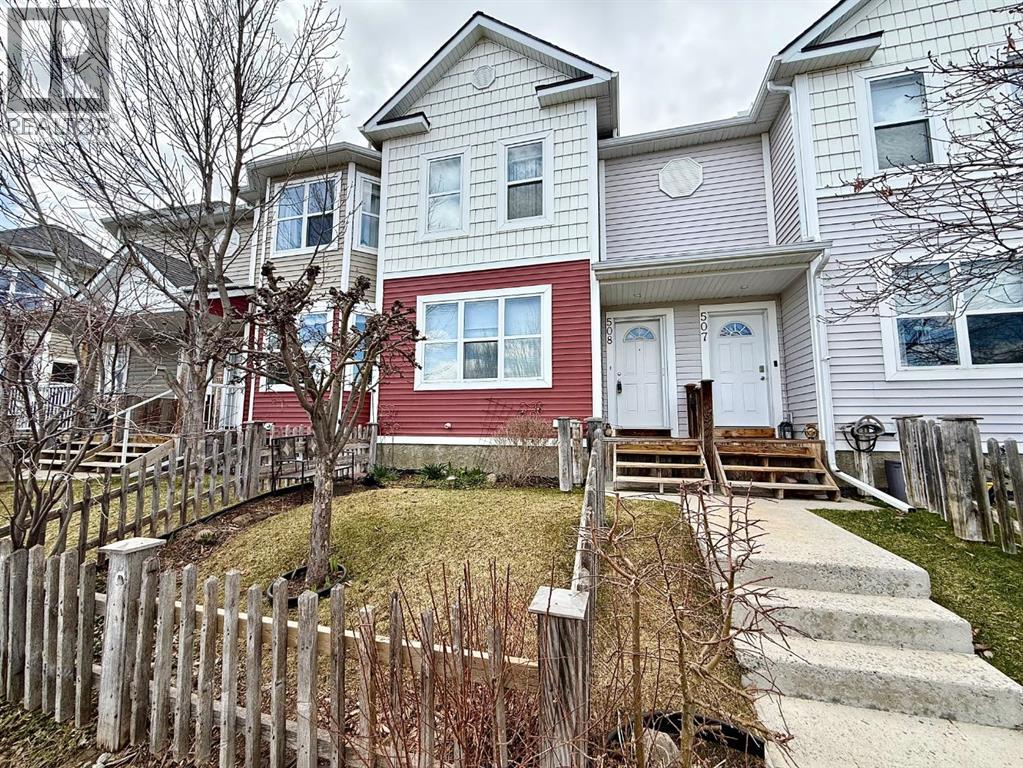 508 Prairie Sound Circle NW, High River, Alberta  T1V 2A3 - Photo 1 - A2305836