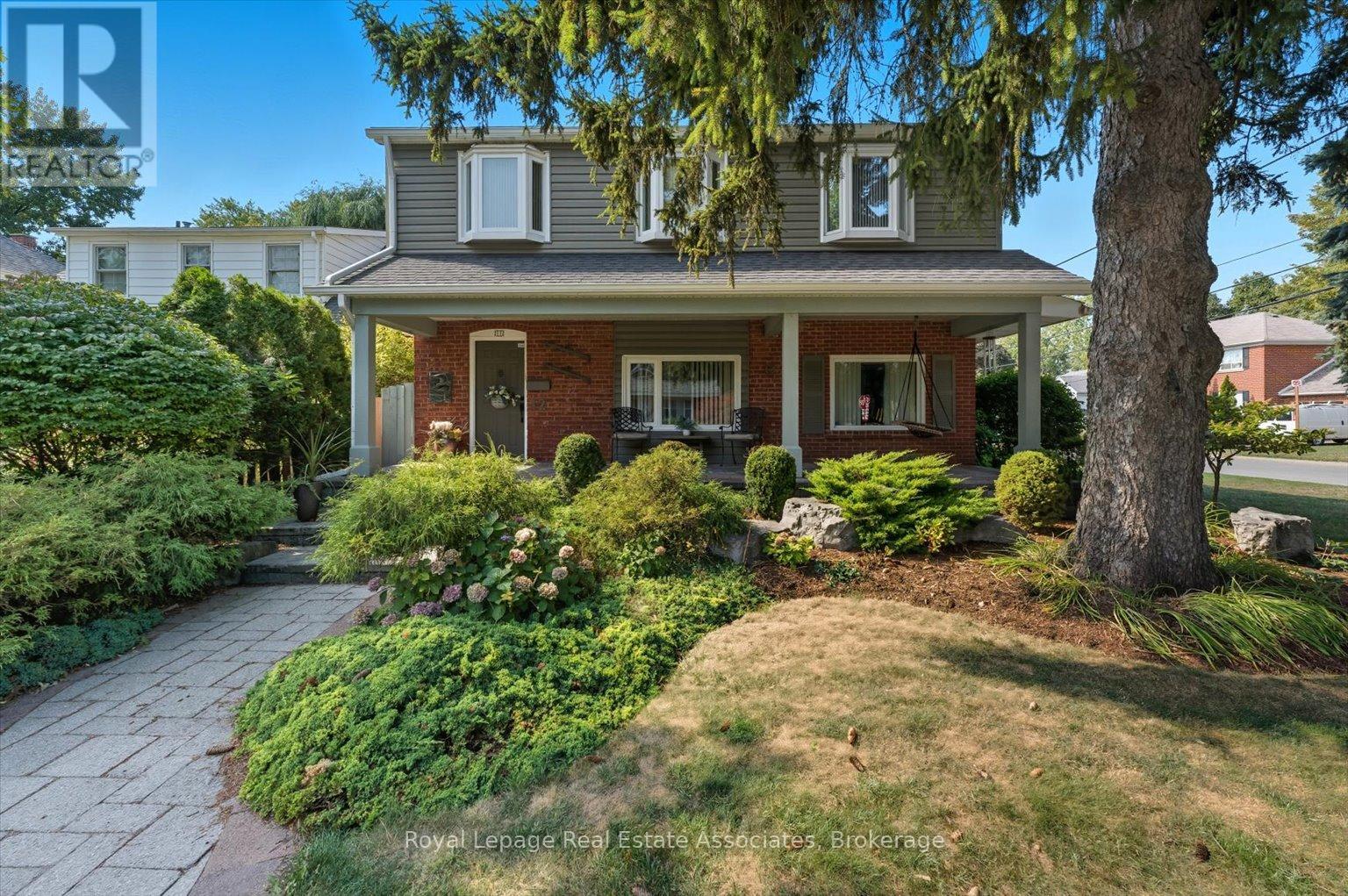 12 WENONAH DRIVE, Mississauga, Ontario