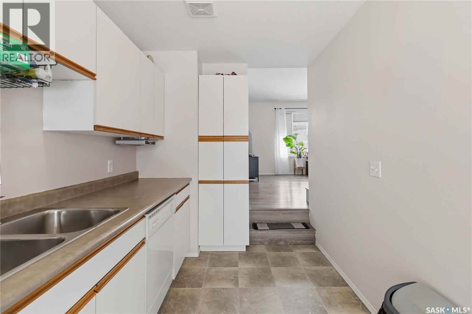 A 3456 Fairlight Drive, Saskatoon, Saskatchewan  S7M 3Z4 - Photo 13 - SK034253