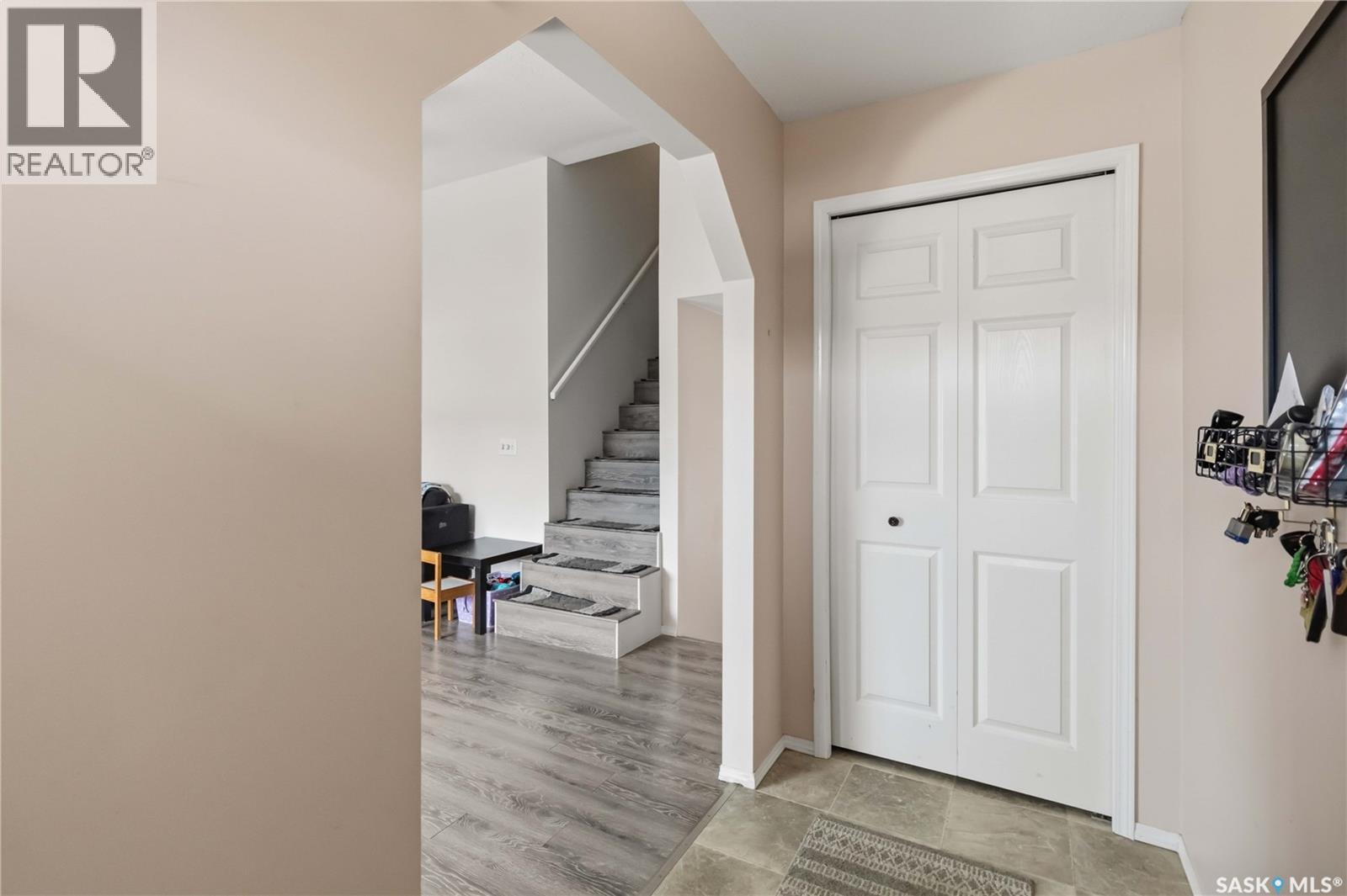 A 3456 Fairlight Drive, Saskatoon, Saskatchewan  S7M 3Z4 - Photo 3 - SK034253