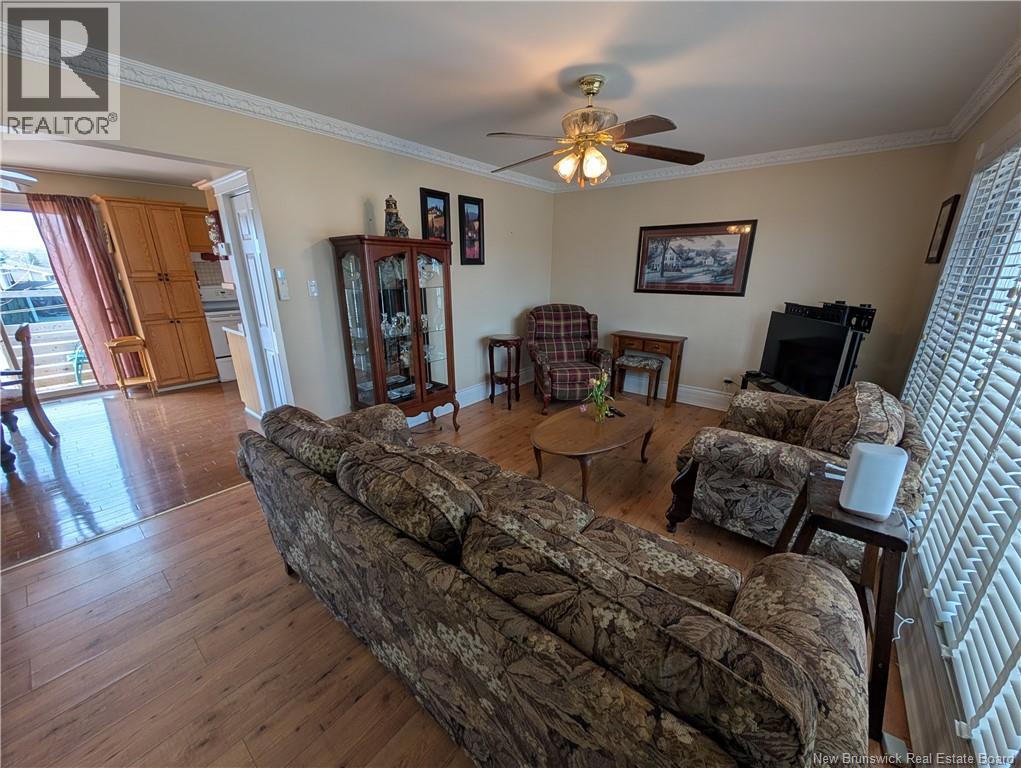 562 Fleet, Bathurst, New Brunswick  E2A 4H1 - Photo 13 - NB138233