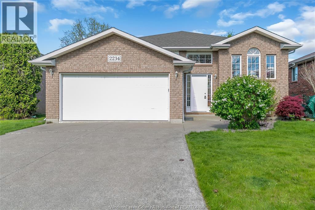 MLS# 26009522: 2234 RANDOLPH AVENUE, Windsor, Canada