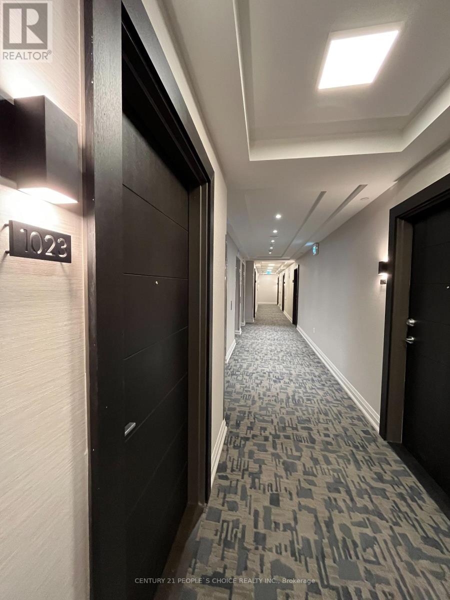 1023 - 212 King William Street, Hamilton, Ontario  L8R 0A7 - Photo 2 - X13057044
