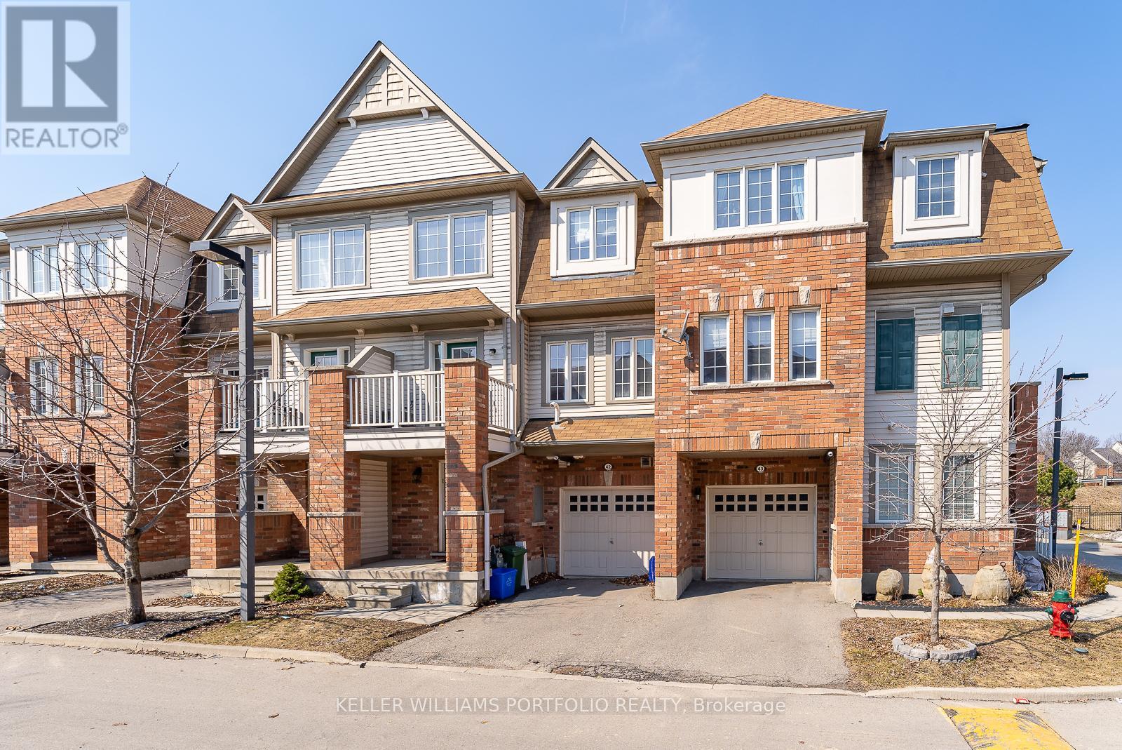 42 - 7 SIRENTE DRIVE, Hamilton, Ontario