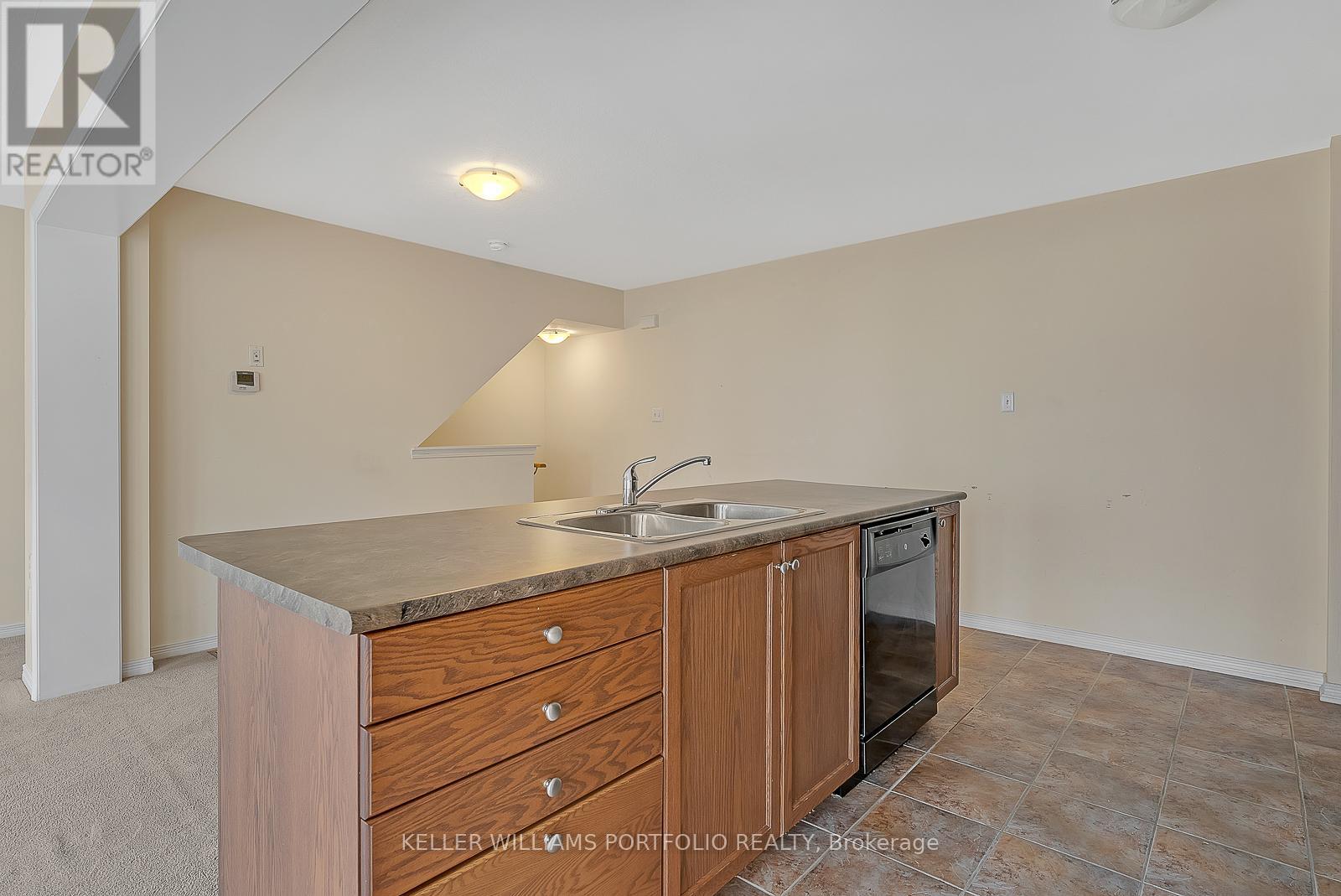 42 - 7 Sirente Drive, Hamilton, Ontario  L9A 0B4 - Photo 10 - X13057130