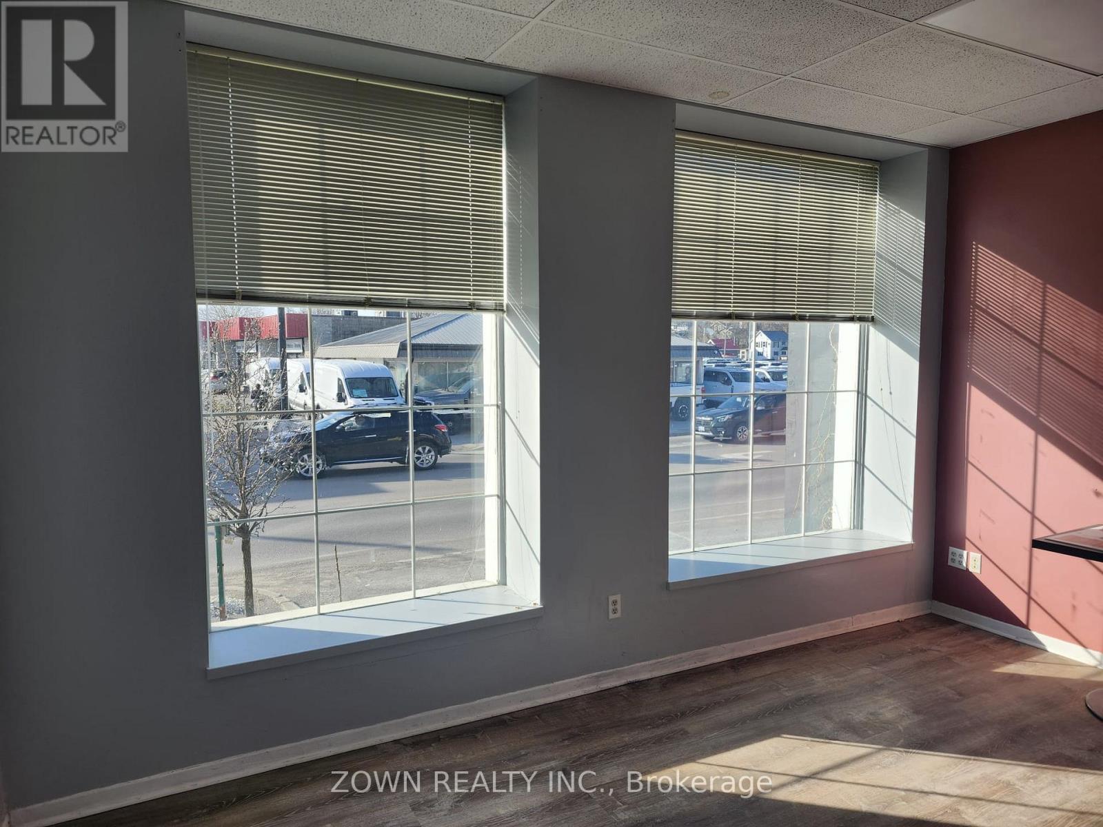 Unit A - 15 Dundas Street E, Quinte West, Ontario  K8V 2G7 - Photo 3 - X13057170