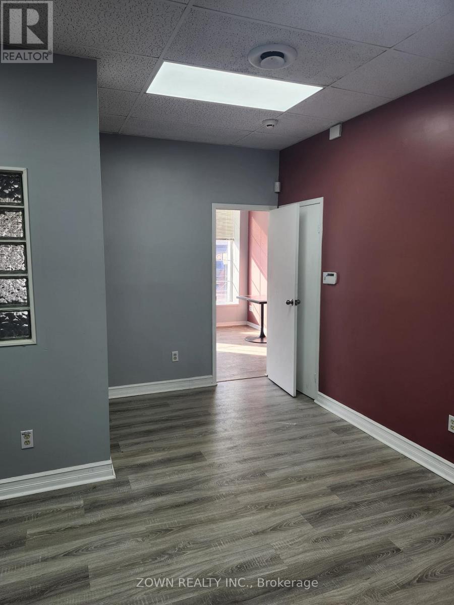 Unit A - 15 Dundas Street E, Quinte West, Ontario  K8V 2G7 - Photo 9 - X13057170