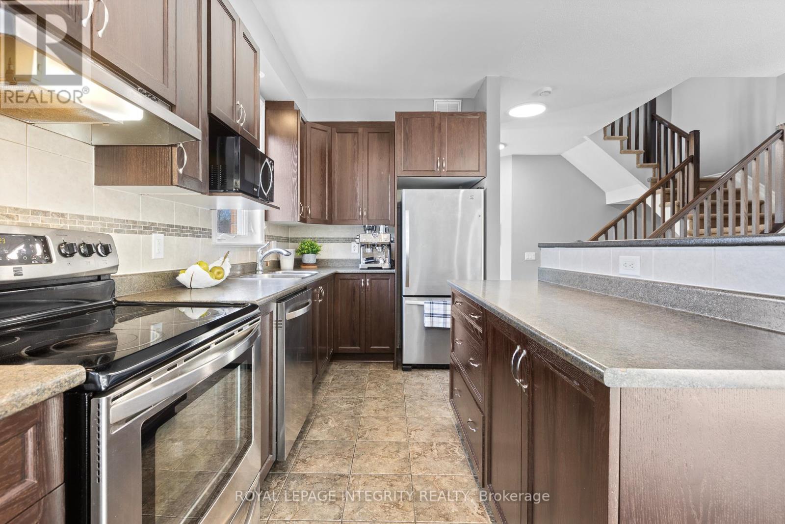 179 Flat Sedge Crescent, Ottawa, Ontario  K1T 0G9 - Photo 8 - X13055990