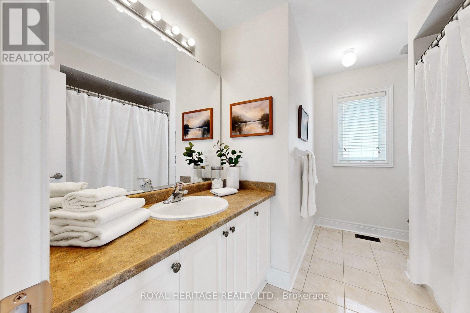 32 Bathgate Crescent, Clarington, Ontario  L1E 0B3 - Photo 29 - E13057338