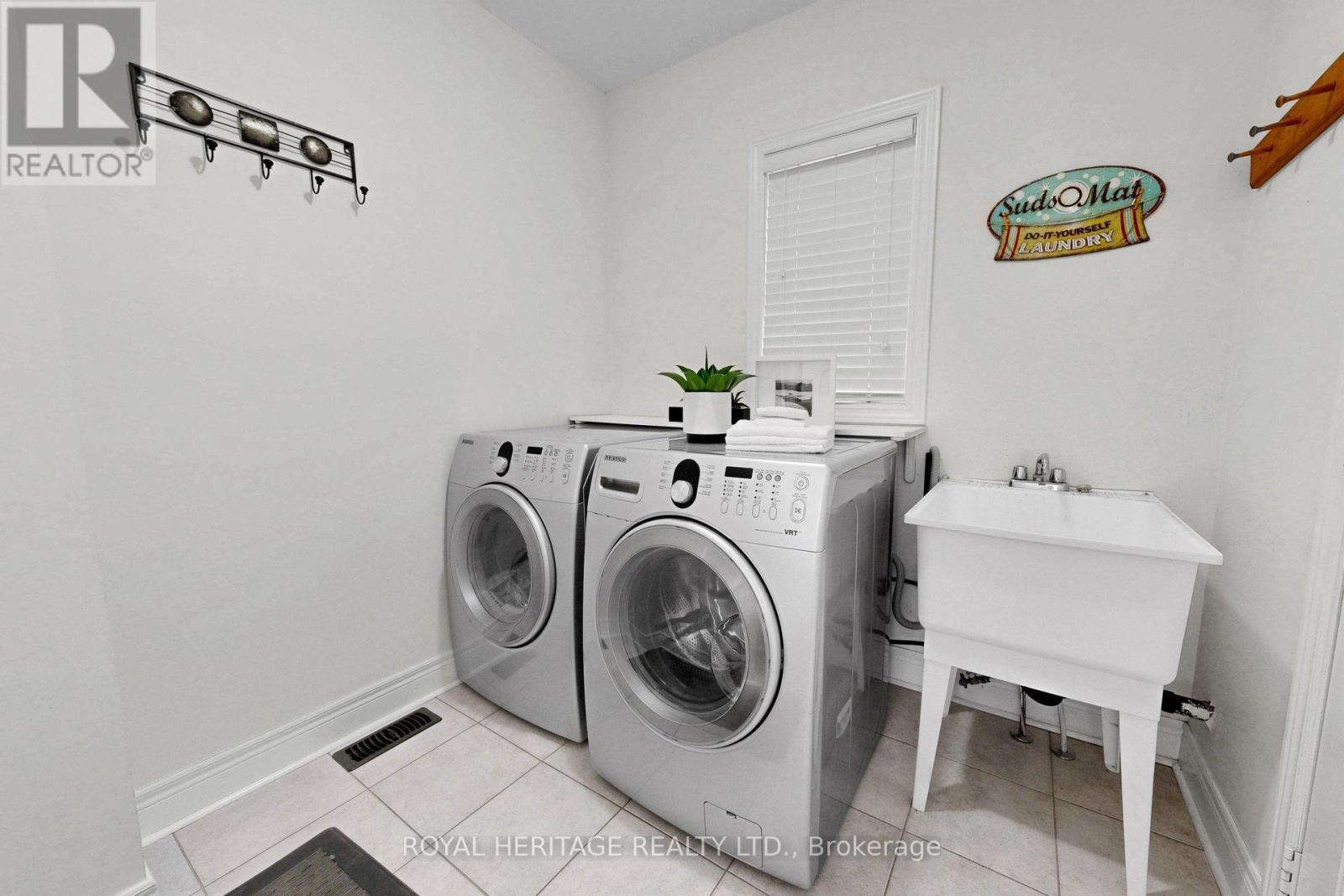 32 Bathgate Crescent, Clarington, Ontario  L1E 0B3 - Photo 38 - E13057338