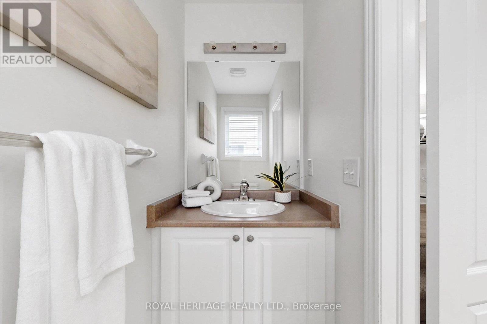 32 Bathgate Crescent, Clarington, Ontario  L1E 0B3 - Photo 39 - E13057338