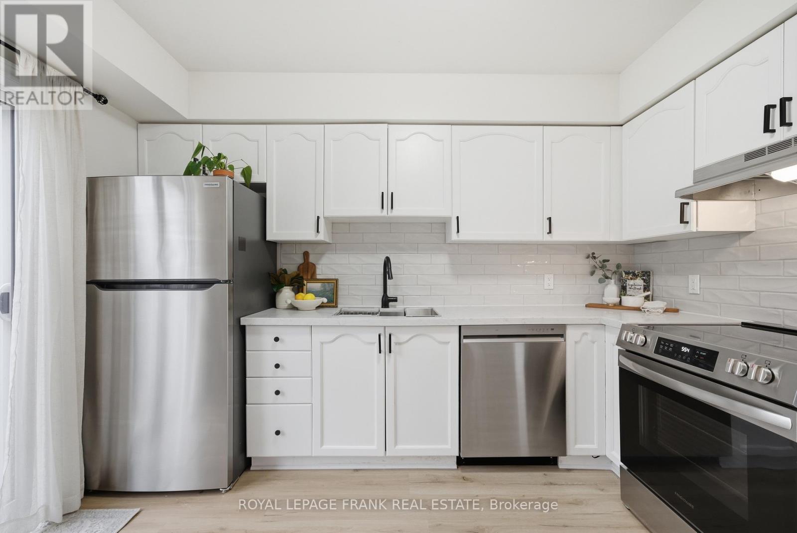 9 Brownstone Crescent, Clarington, Ontario  L1E 2Y1 - Photo 13 - E13057402