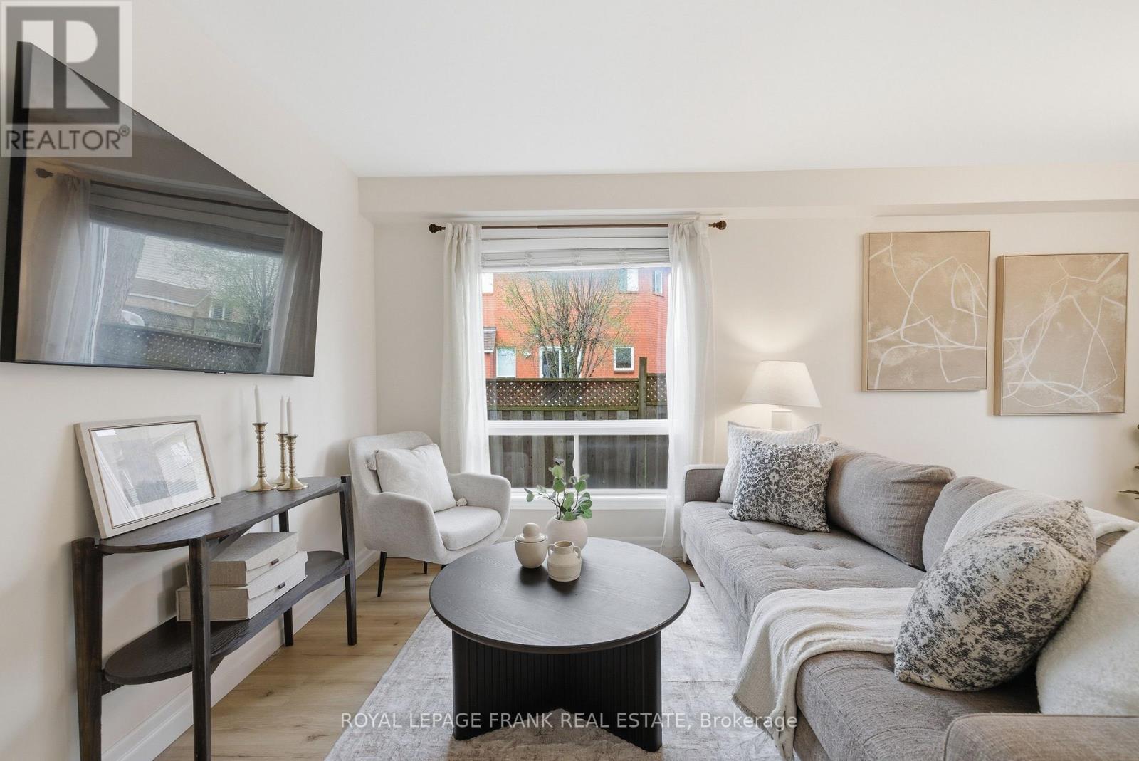 9 Brownstone Crescent, Clarington, Ontario  L1E 2Y1 - Photo 8 - E13057402