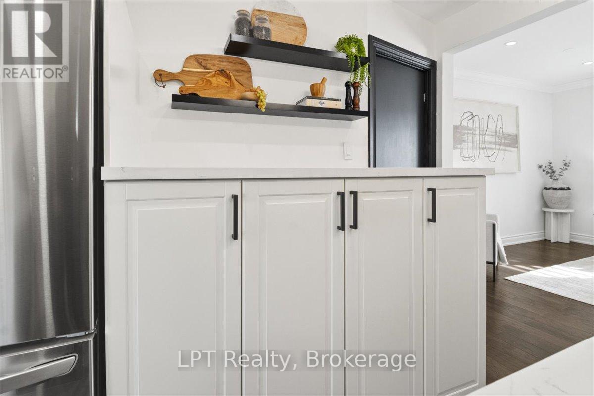 667 Wickens Avenue, Burlington, Ontario  L7T 3T1 - Photo 14 - W13057538