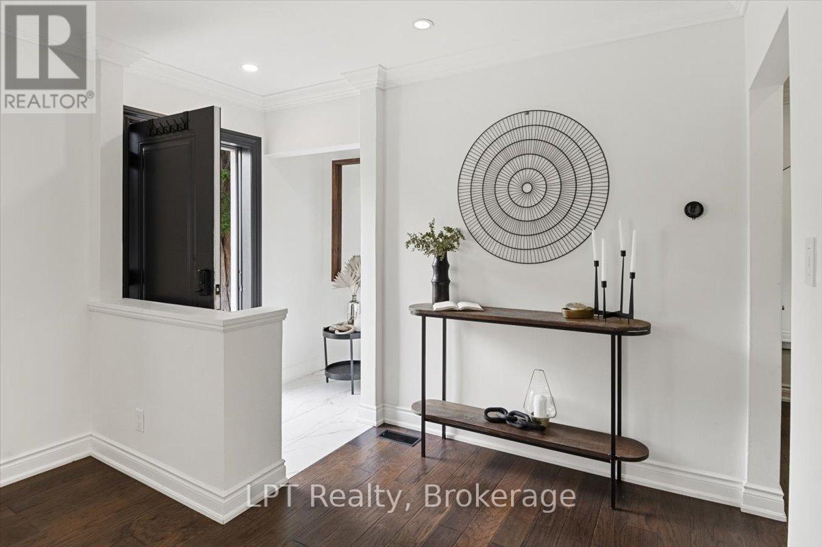 667 Wickens Avenue, Burlington, Ontario  L7T 3T1 - Photo 4 - W13057538