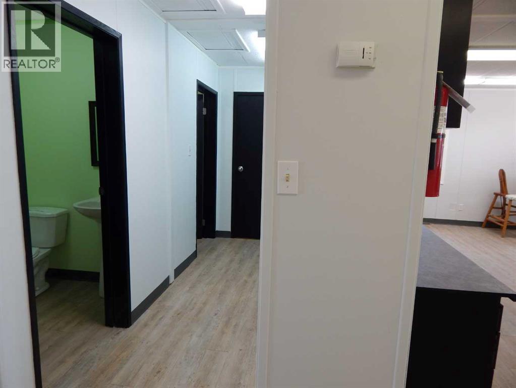 2012 20 Avenue, Bowden, Alberta  T0M 0K0 - Photo 10 - A2259673