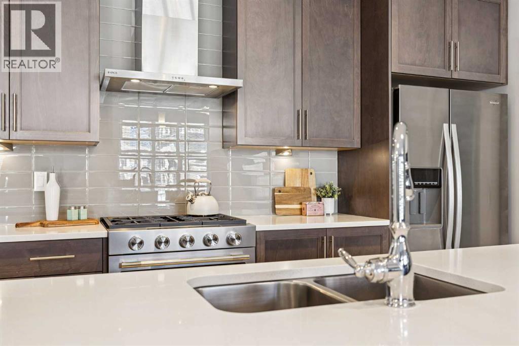196 Silverado Plains Park SW, Calgary, Alberta  T2X 1Y9 - Photo 9 - A2288572