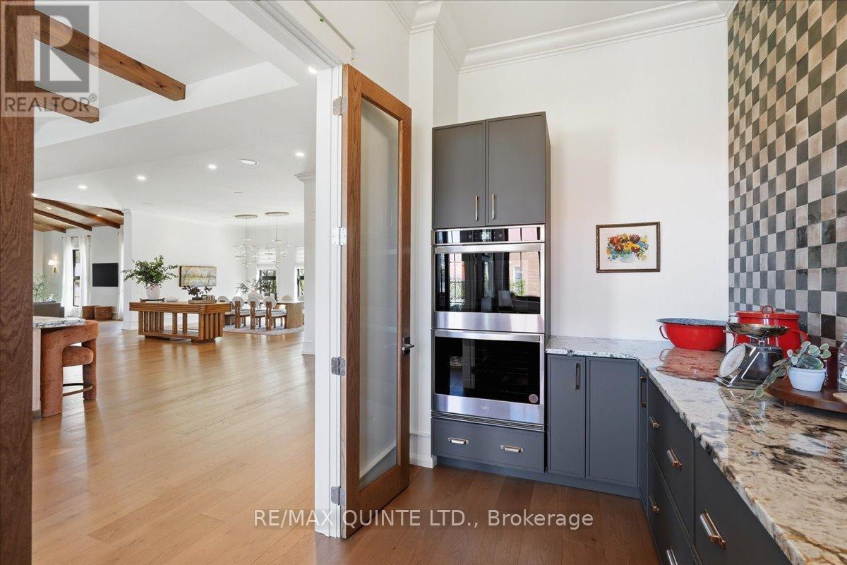 88 Bridge Street, Prince Edward County, Ontario  K0K 2T0 - Photo 14 - X13057234