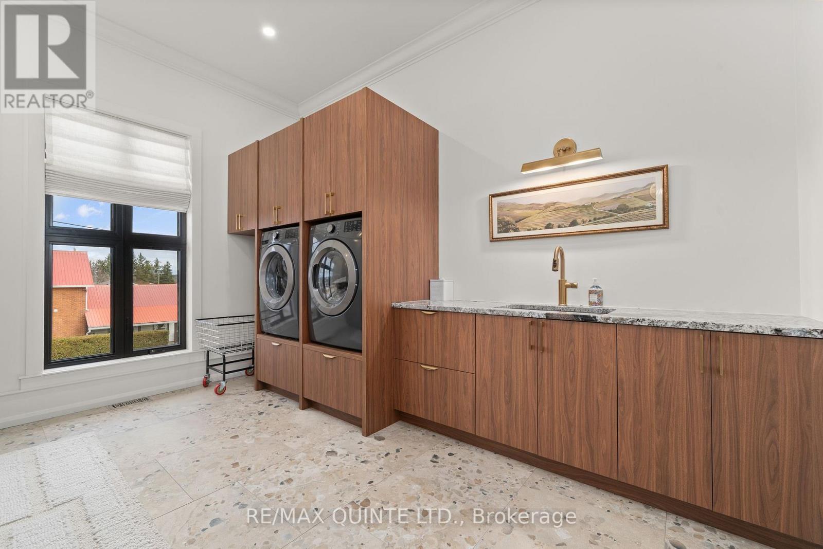 88 Bridge Street, Prince Edward County, Ontario  K0K 2T0 - Photo 36 - X13057234