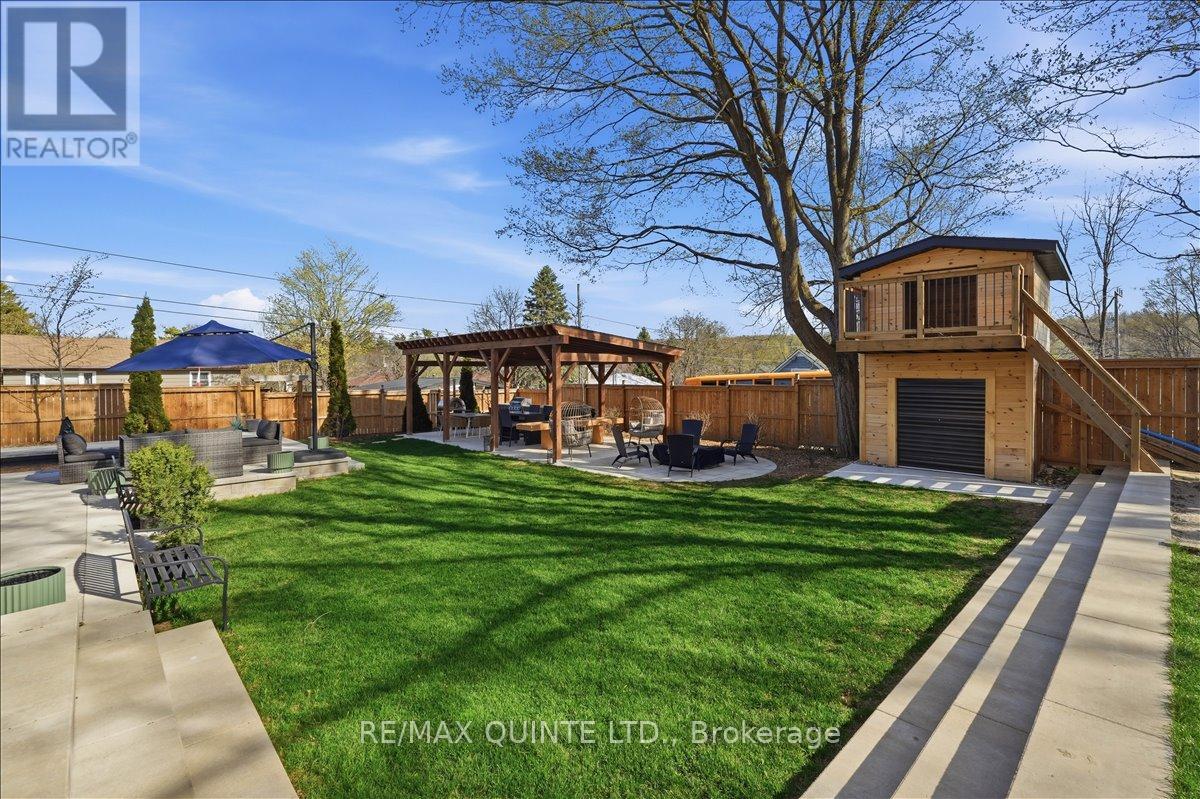 88 Bridge Street, Prince Edward County, Ontario  K0K 2T0 - Photo 45 - X13057234