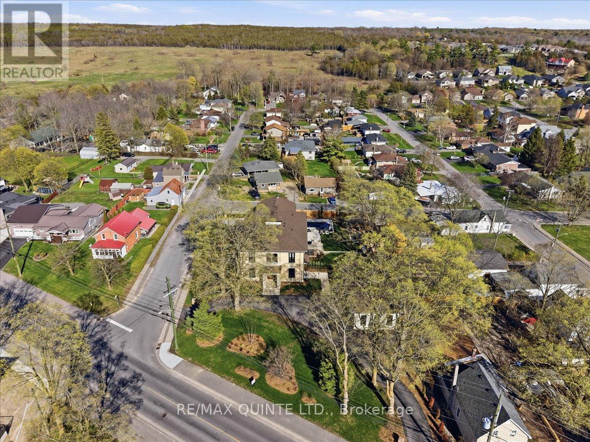 88 Bridge Street, Prince Edward County, Ontario  K0K 2T0 - Photo 48 - X13057234