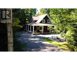 1042 SKI RIDGE TRAIL, Dysart et al, Ontario