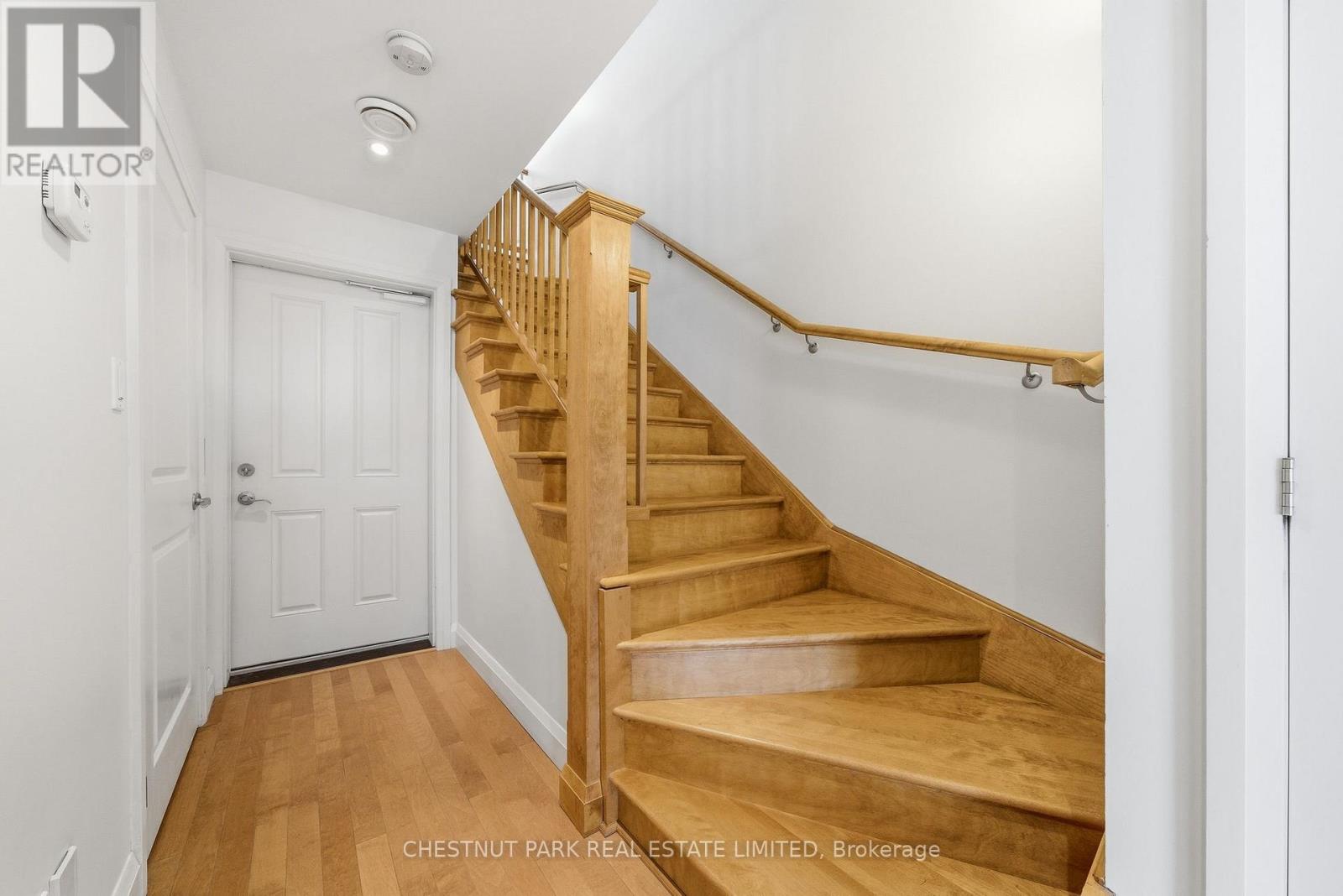 2 - 4 Bridge Street, Prince Edward County, Ontario  K0K 2T0 - Photo 10 - X13057518