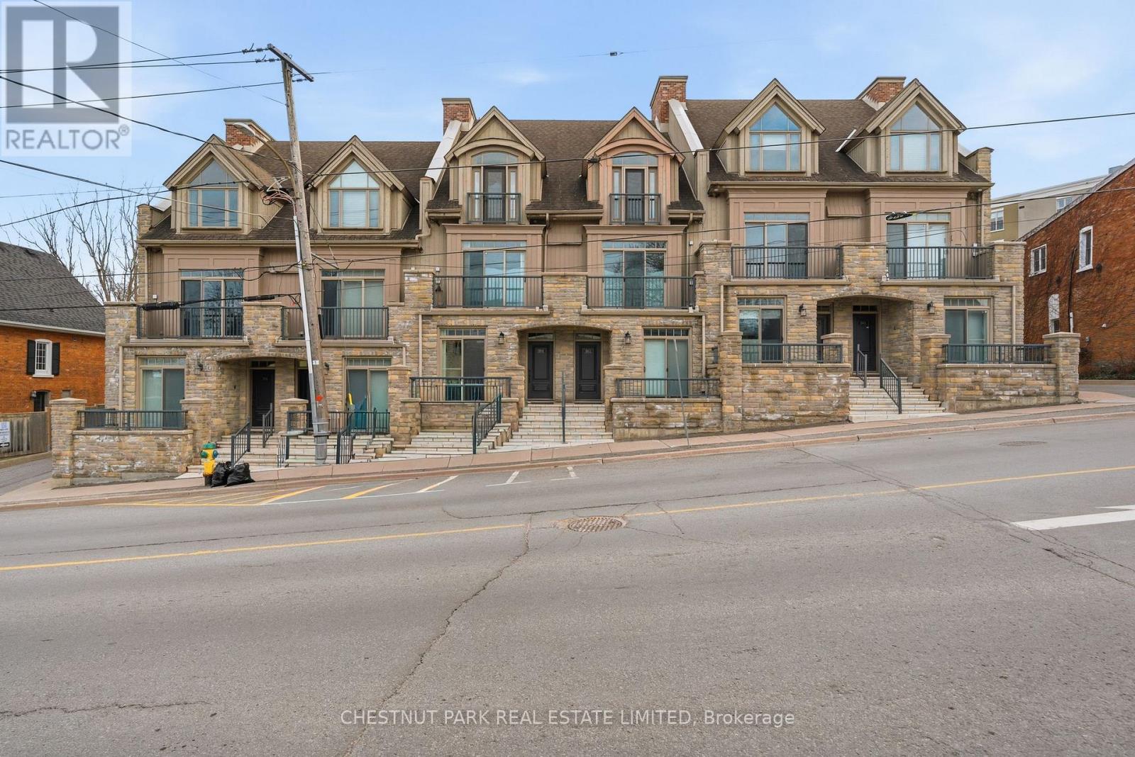 2 - 4 Bridge Street, Prince Edward County, Ontario  K0K 2T0 - Photo 2 - X13057518