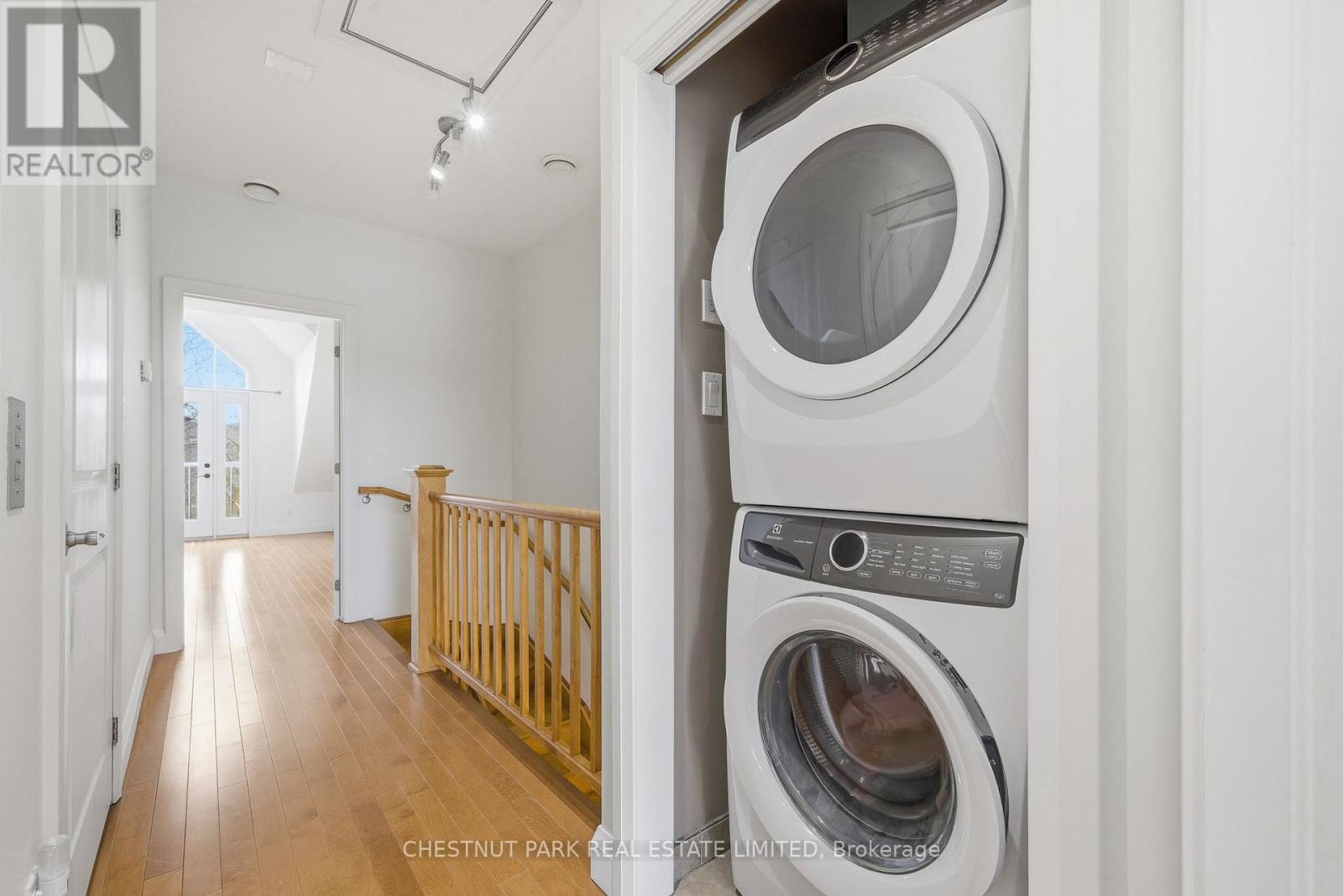 2 - 4 Bridge Street, Prince Edward County, Ontario  K0K 2T0 - Photo 31 - X13057518