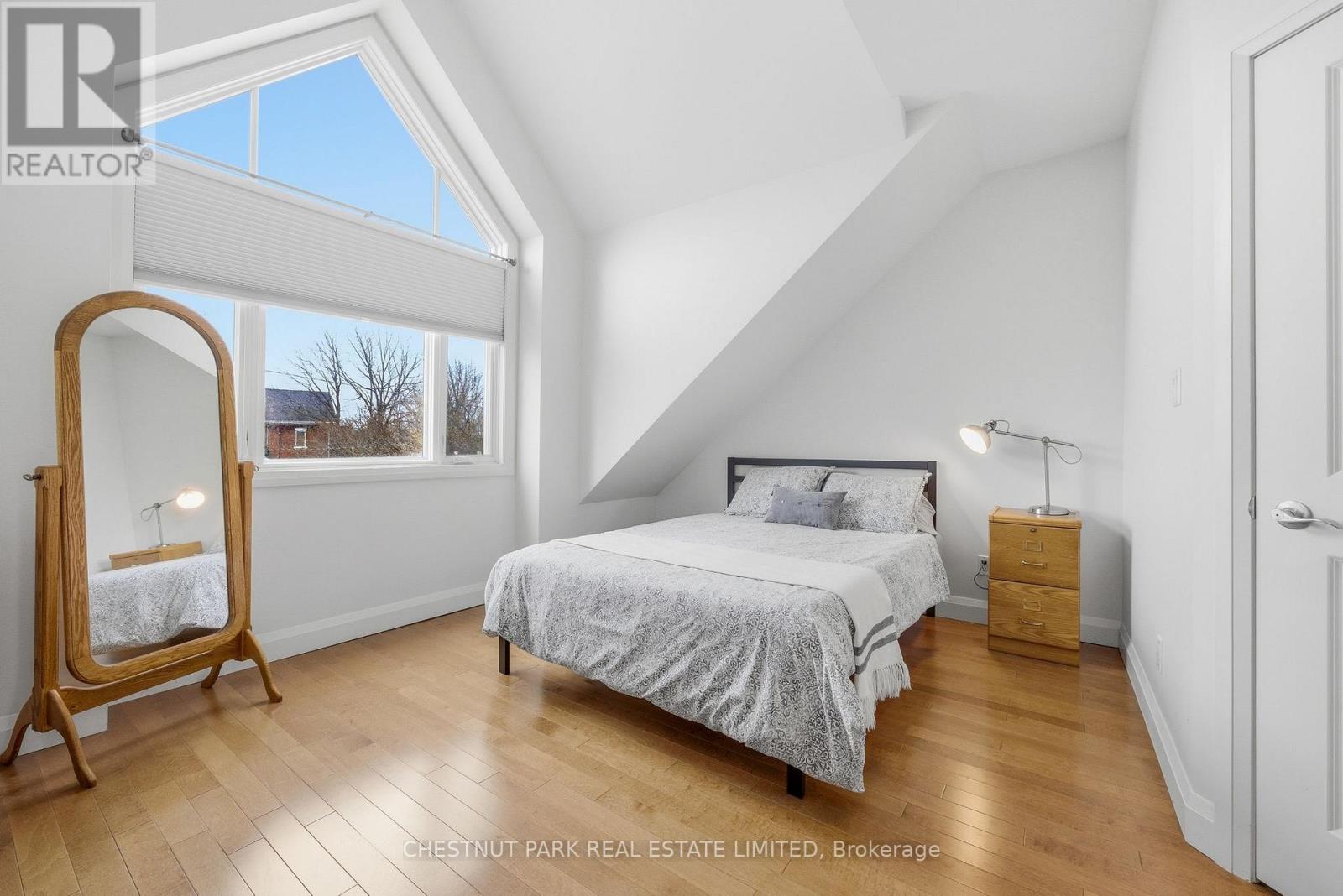 2 - 4 Bridge Street, Prince Edward County, Ontario  K0K 2T0 - Photo 32 - X13057518