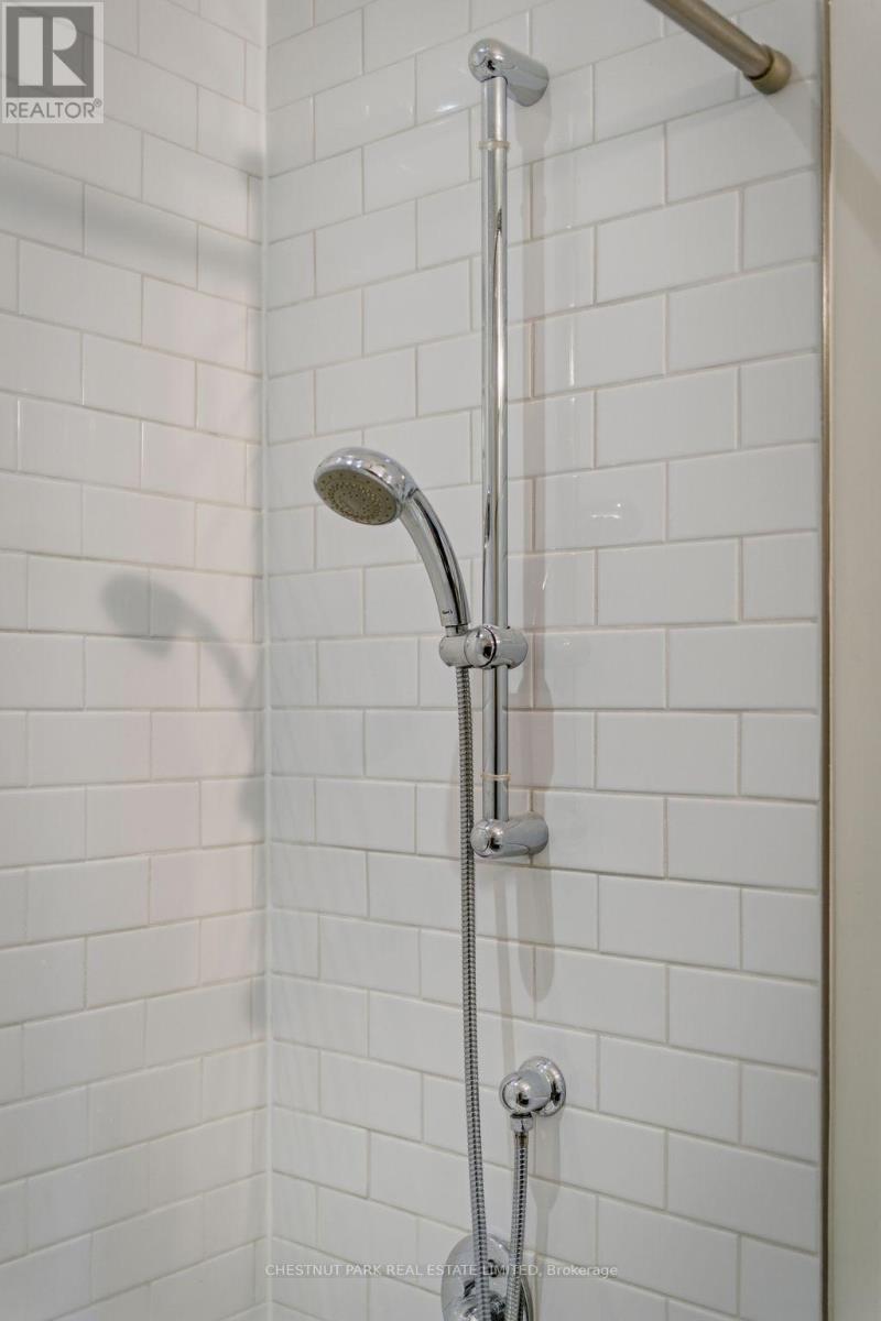 2 - 4 Bridge Street, Prince Edward County, Ontario  K0K 2T0 - Photo 36 - X13057518