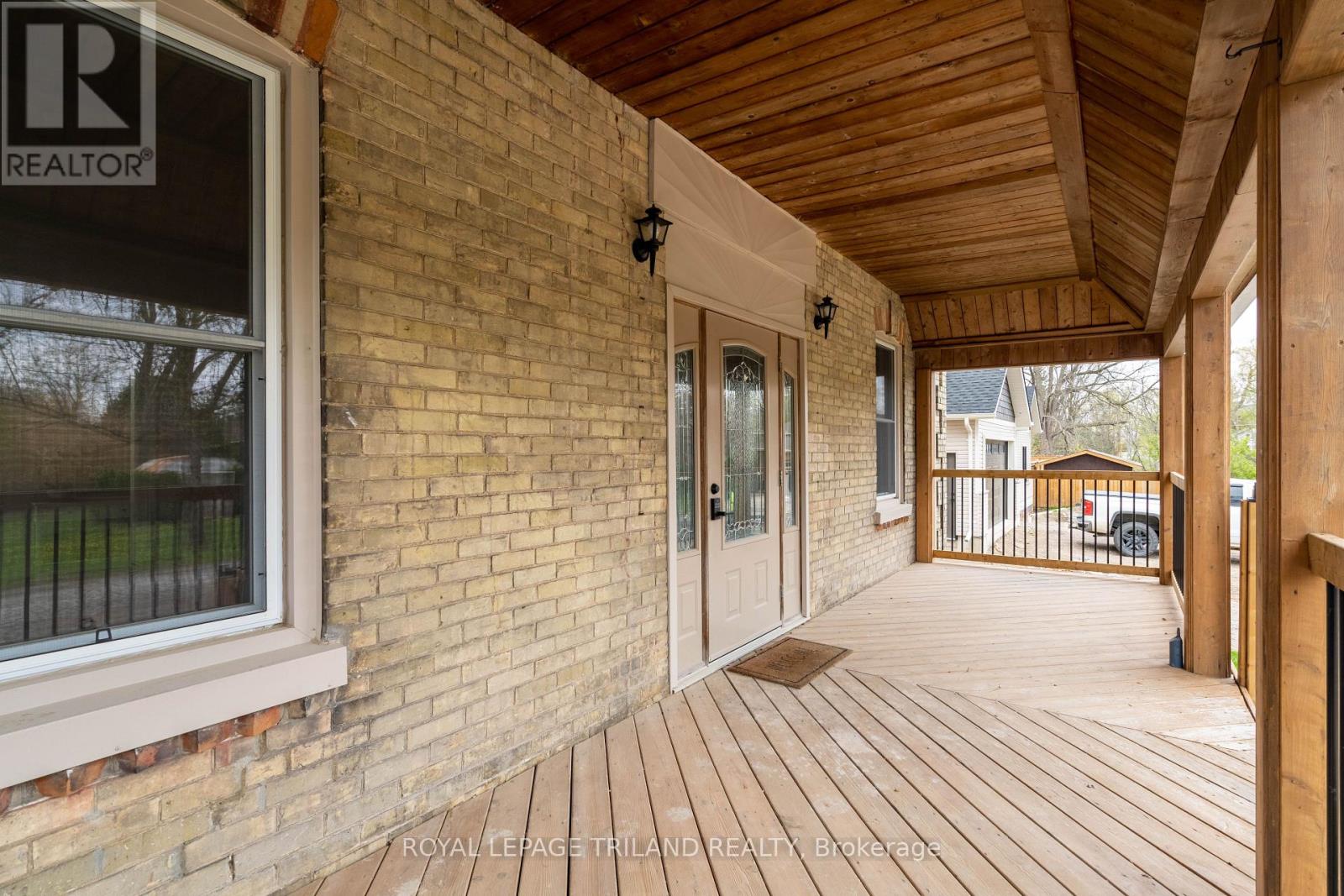 191 Catherine Street, North Middlesex, Ontario  N0M 2K0 - Photo 3 - X13057248