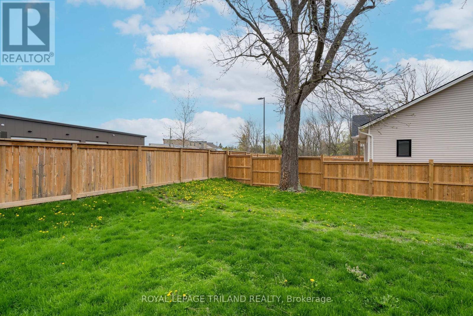 191 Catherine Street, North Middlesex, Ontario  N0M 2K0 - Photo 43 - X13057248