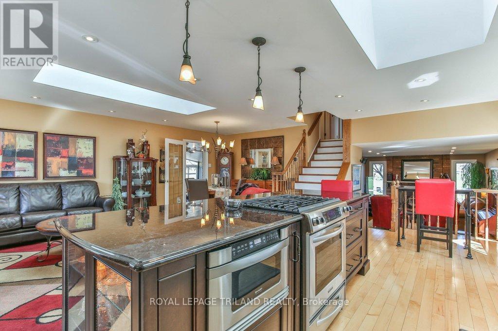 1221 Glenora Drive, London North, Ontario  N5X 2P6 - Photo 10 - X13057372