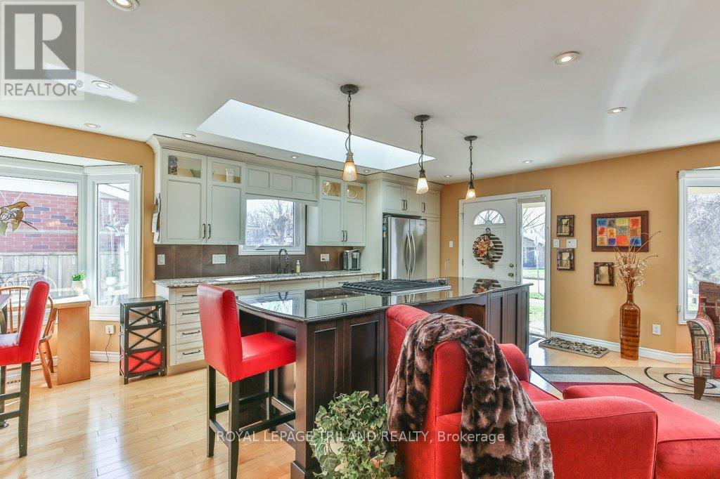 1221 Glenora Drive, London North, Ontario  N5X 2P6 - Photo 12 - X13057372