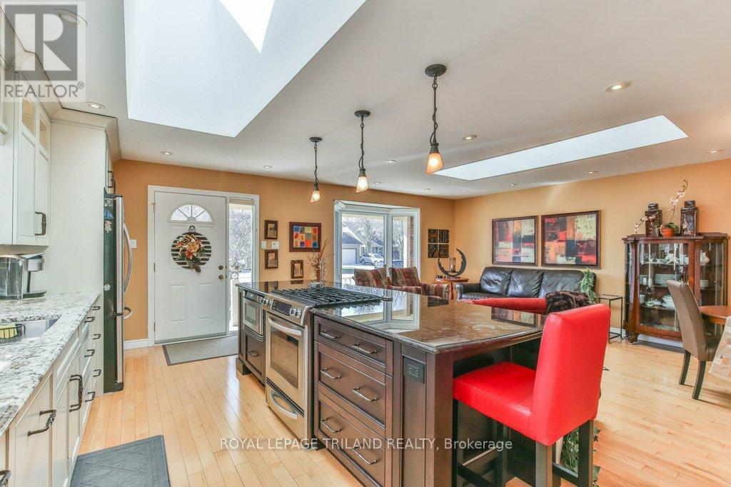 1221 Glenora Drive, London North, Ontario  N5X 2P6 - Photo 14 - X13057372