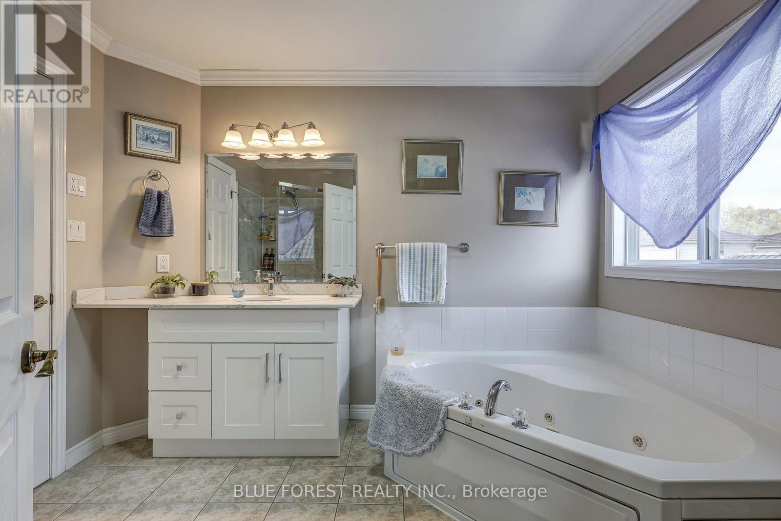 1275 Crosscreek Crescent, London East, Ontario  N5Y 6H6 - Photo 26 - X13057442