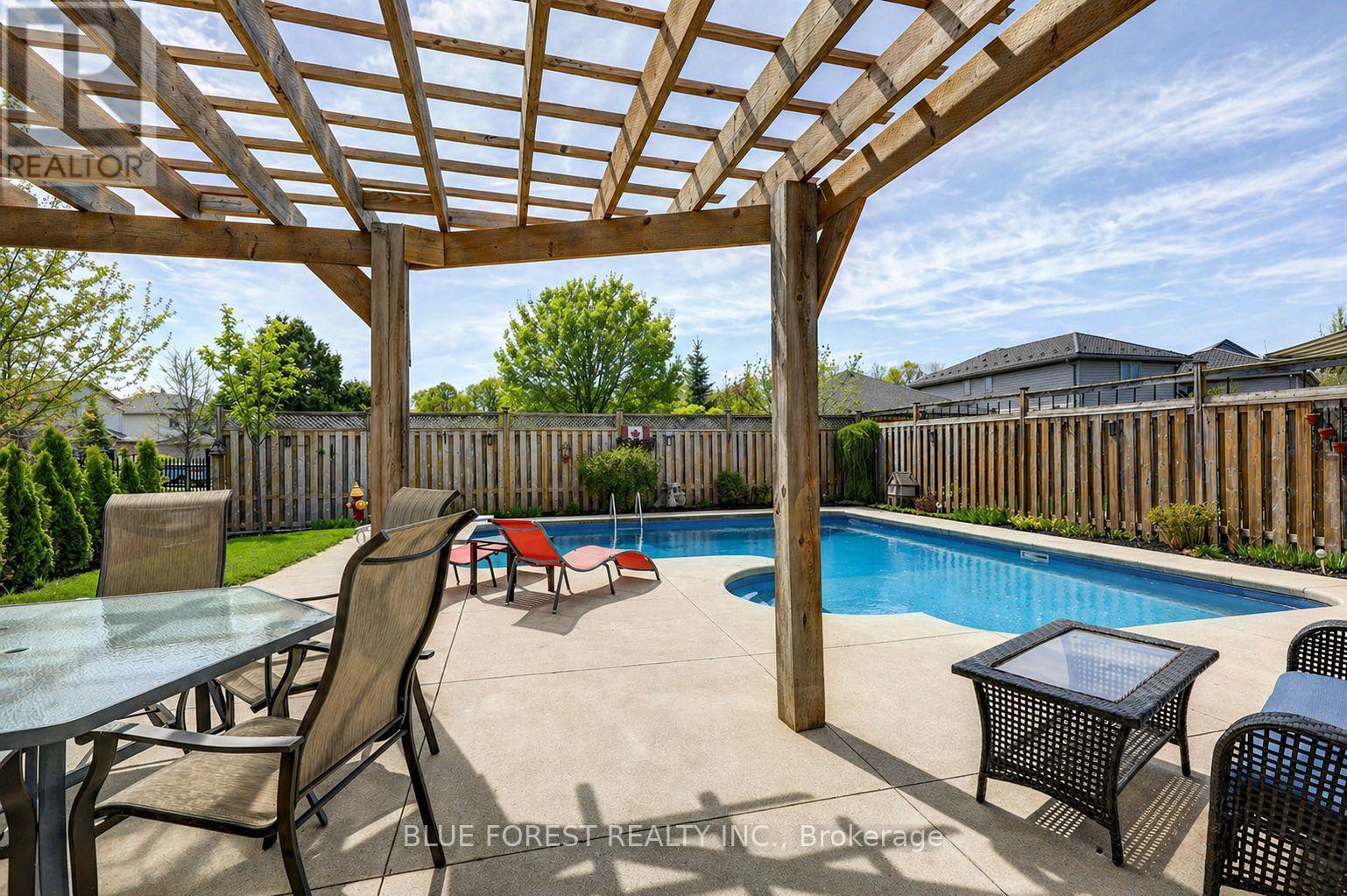 1275 Crosscreek Crescent, London East, Ontario  N5Y 6H6 - Photo 40 - X13057442