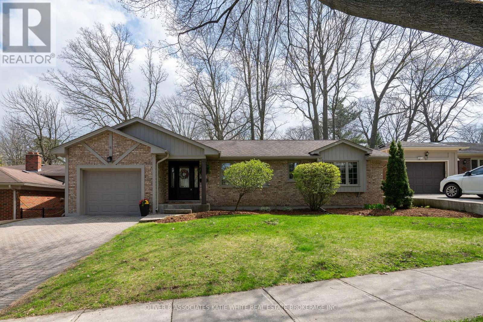 53 TIMBER DRIVE, London South, Ontario