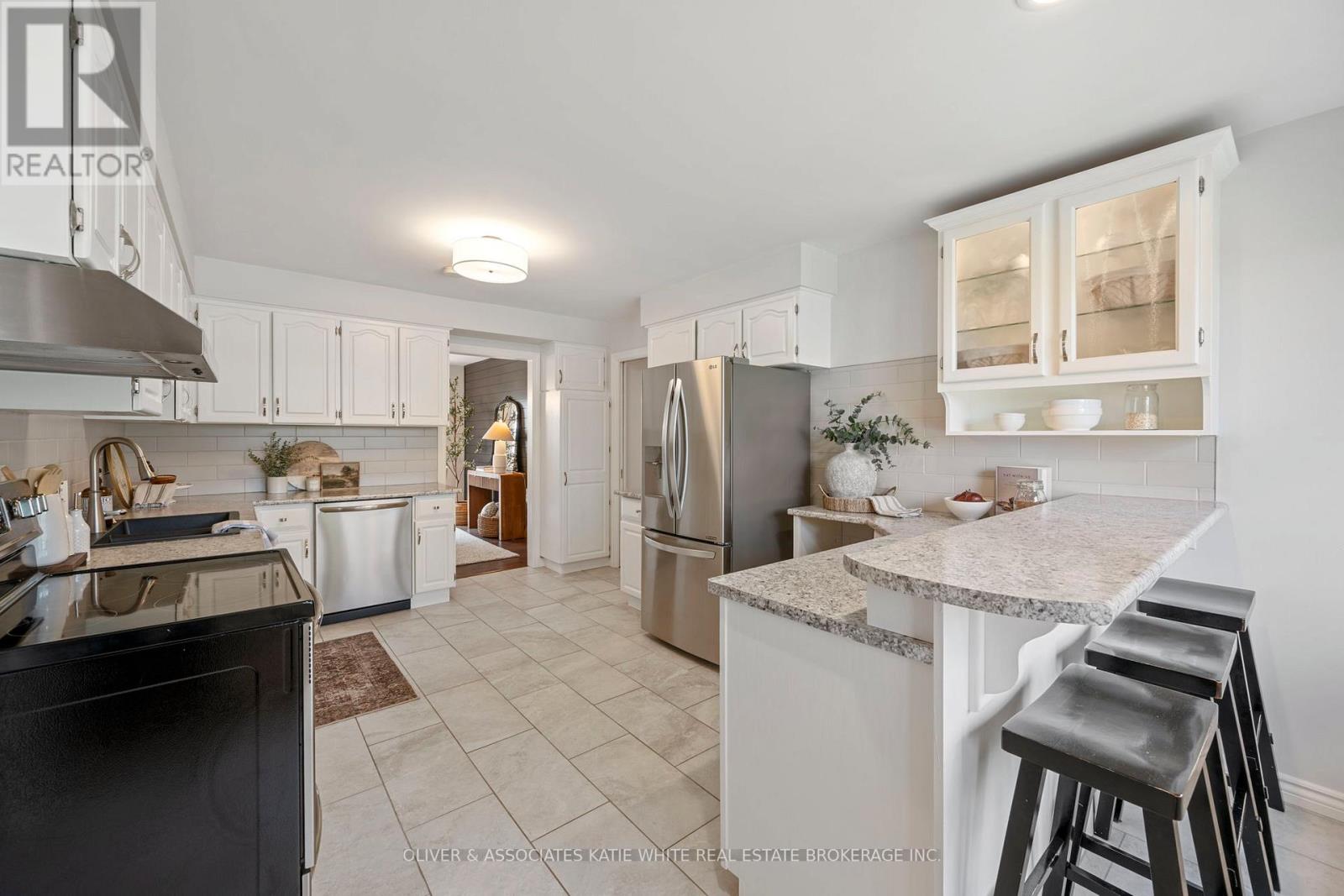 53 Timber Drive, London South, Ontario  N6K 1Y8 - Photo 9 - X13057484