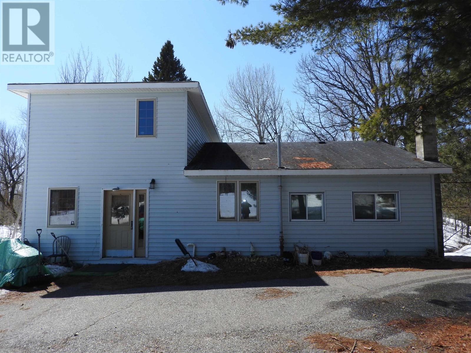 497 LAKESHORE DR, THUNDER BAY, Ontario