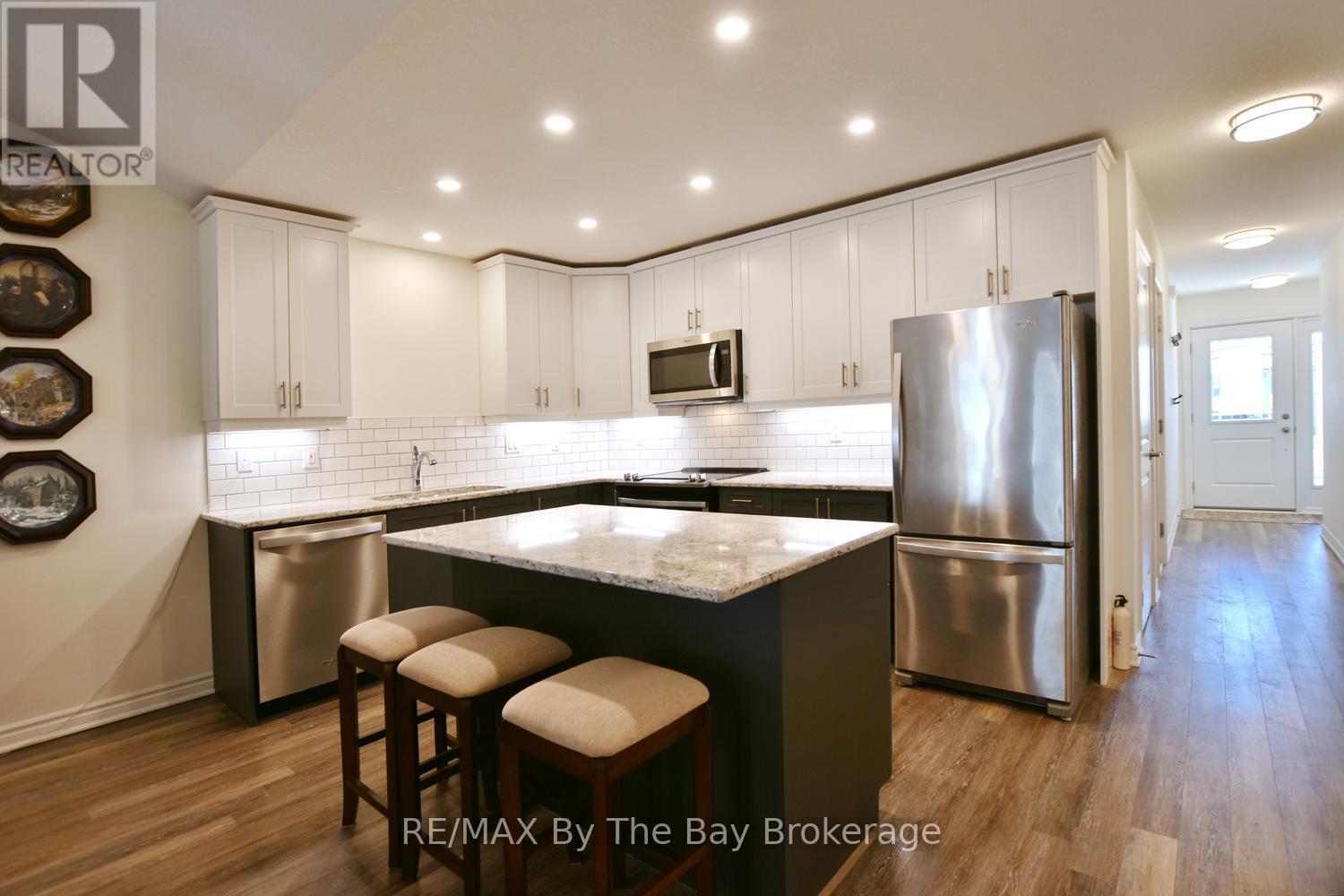 77 Ivy Crescent, Wasaga Beach, Ontario  L9Z 0H8 - Photo 10 - S13057128