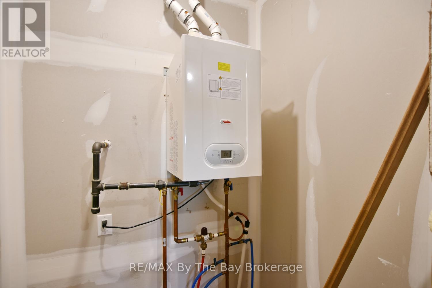 77 Ivy Crescent, Wasaga Beach, Ontario  L9Z 0H8 - Photo 22 - S13057128