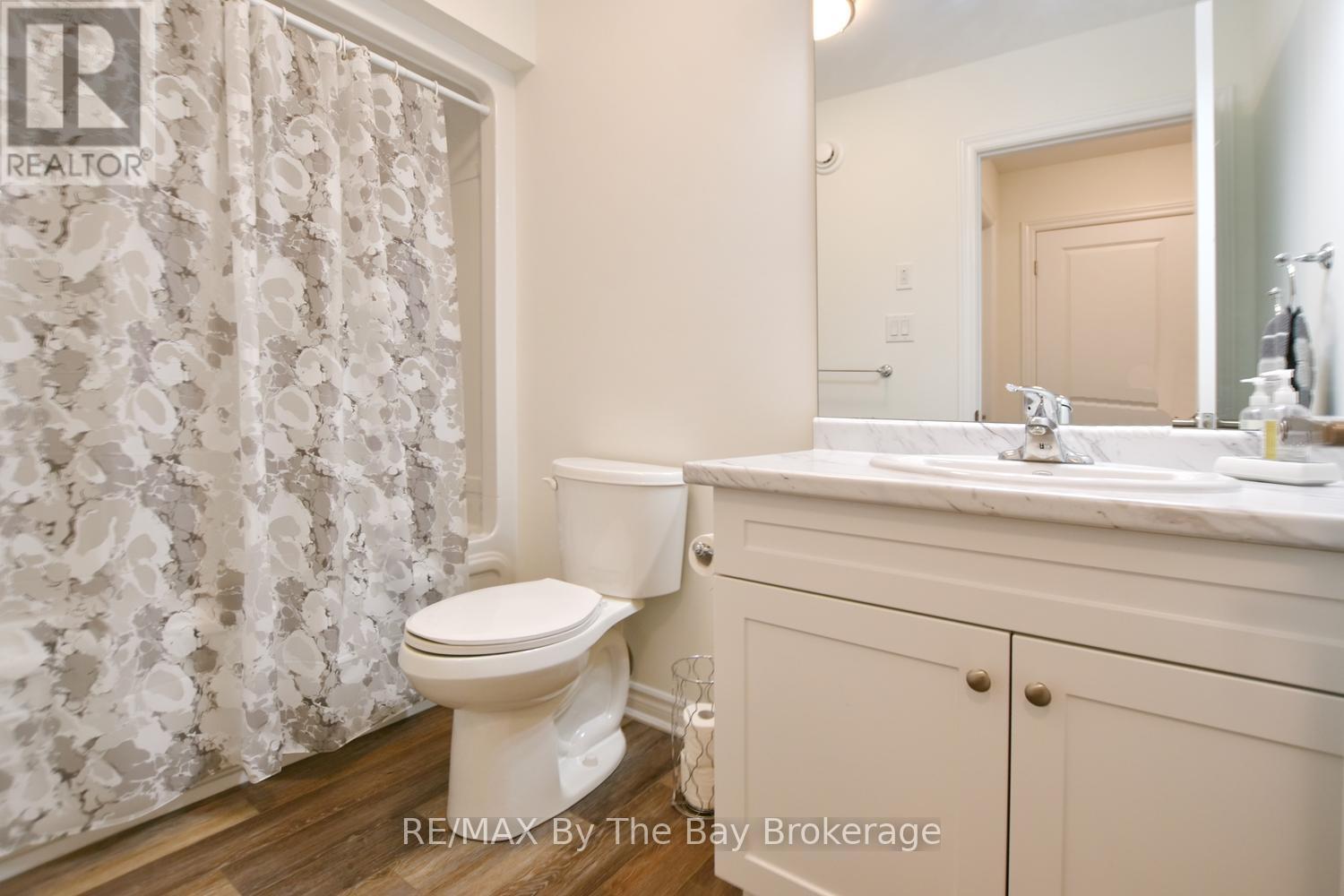 77 Ivy Crescent, Wasaga Beach, Ontario  L9Z 0H8 - Photo 7 - S13057128