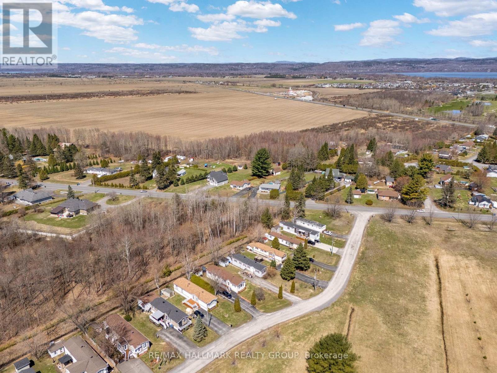 1226 Sandy Hill Road, Champlain, Ontario  K6A 2R2 - Photo 8 - X13057440